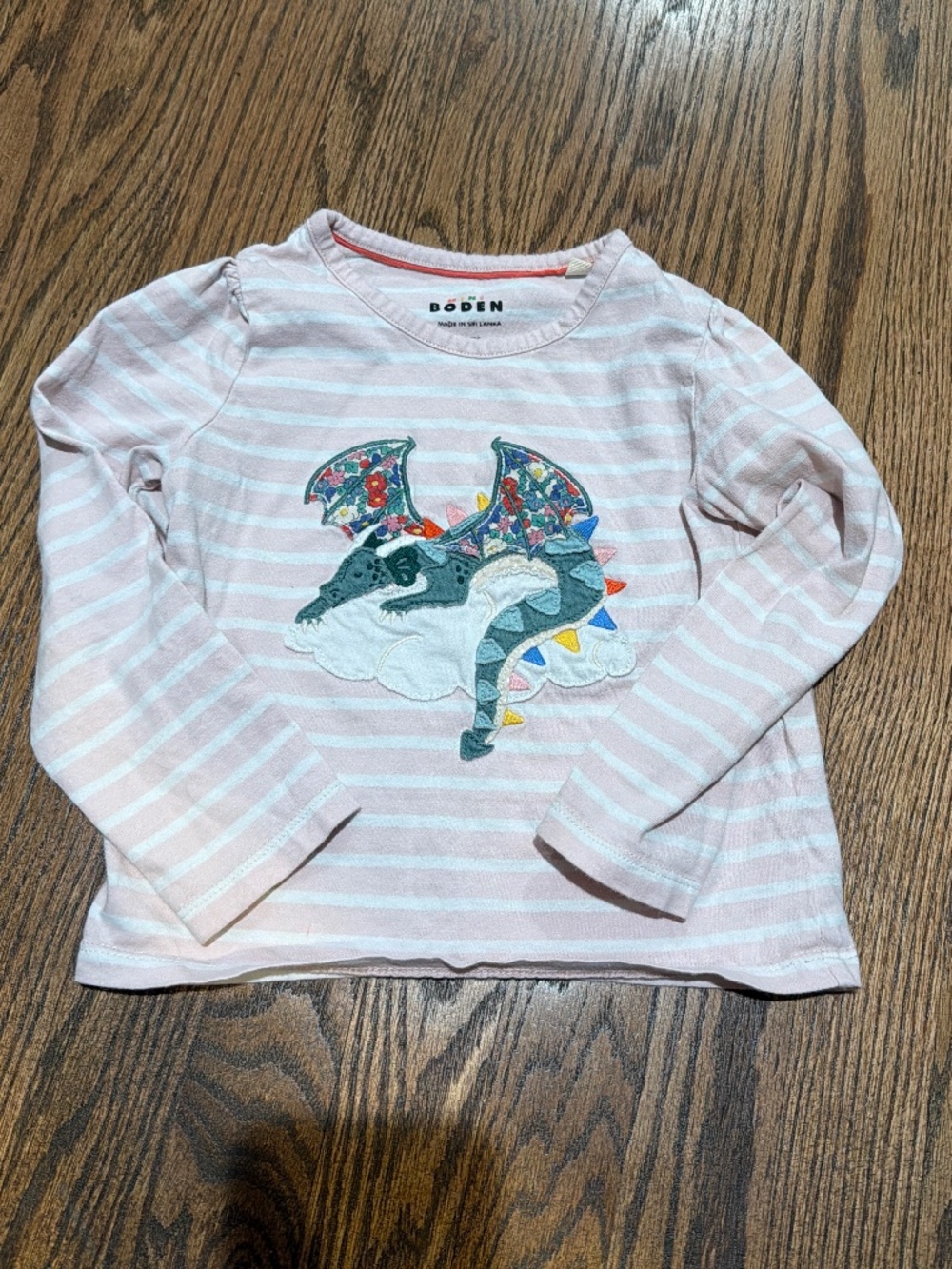 Mini Boden dragon pink appliqué shirt 3-4T VGUC